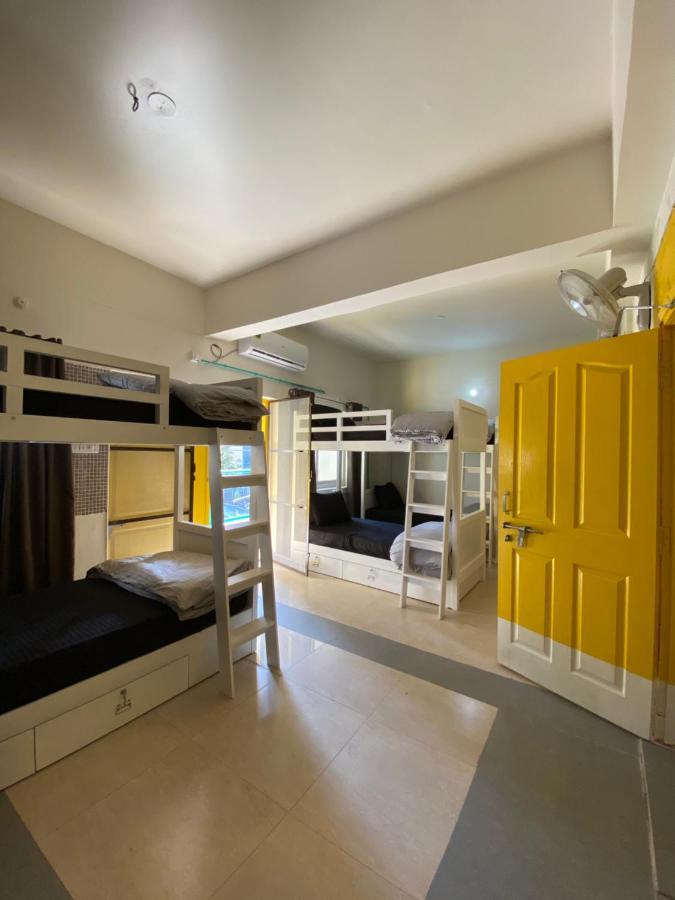 Rove By Boston Living Vandrarhem Hyderabad Exteriör bild