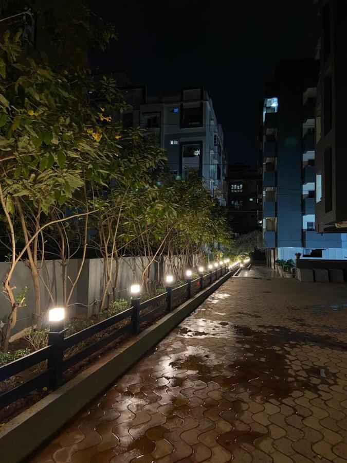 Rove By Boston Living Vandrarhem Hyderabad Exteriör bild